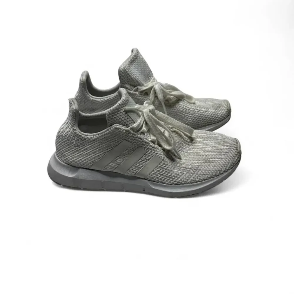 Adidas Women’s Swift Run 1.0 Casual Sneakers Cushioned Comfort Womens Size 5 1/2